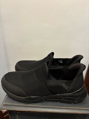 Skechers Men's All-Black Slip-On Athletic Sneakers